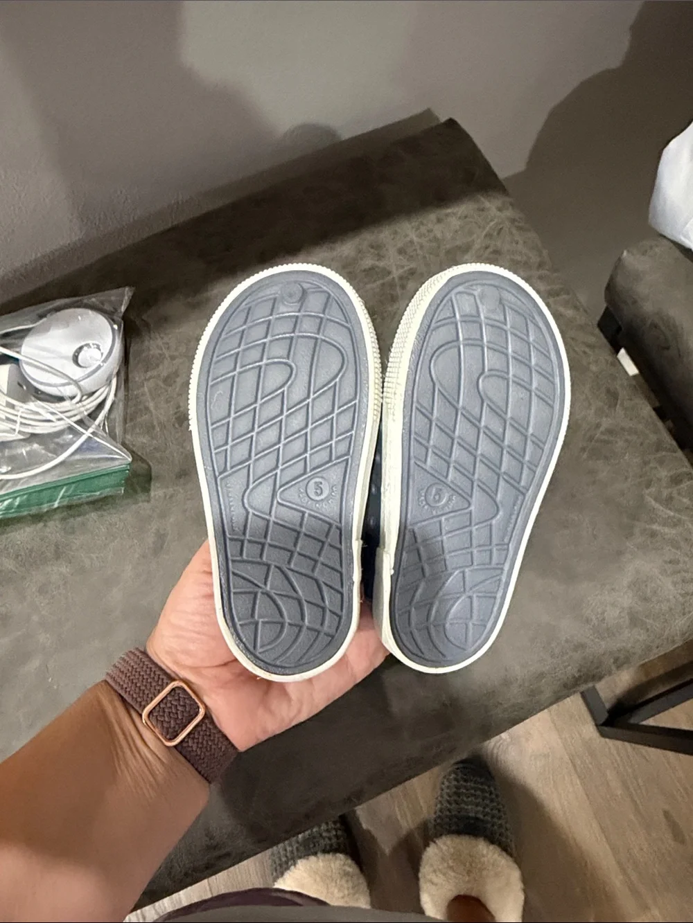 Old Navy Kids Gray Slip-On Foam shoes